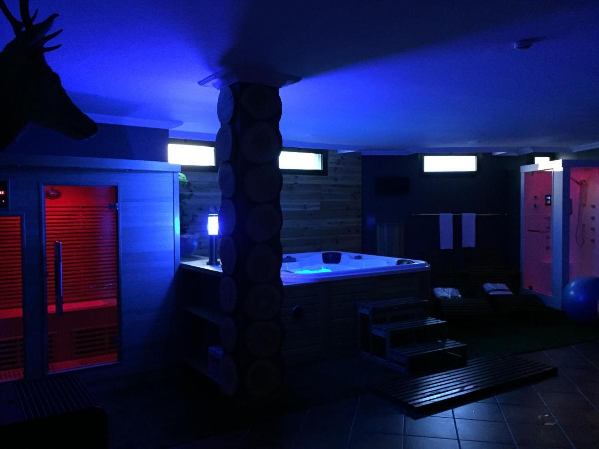 Gran Chalet Hotel & Petit Spa ビエルハ エクステリア 写真