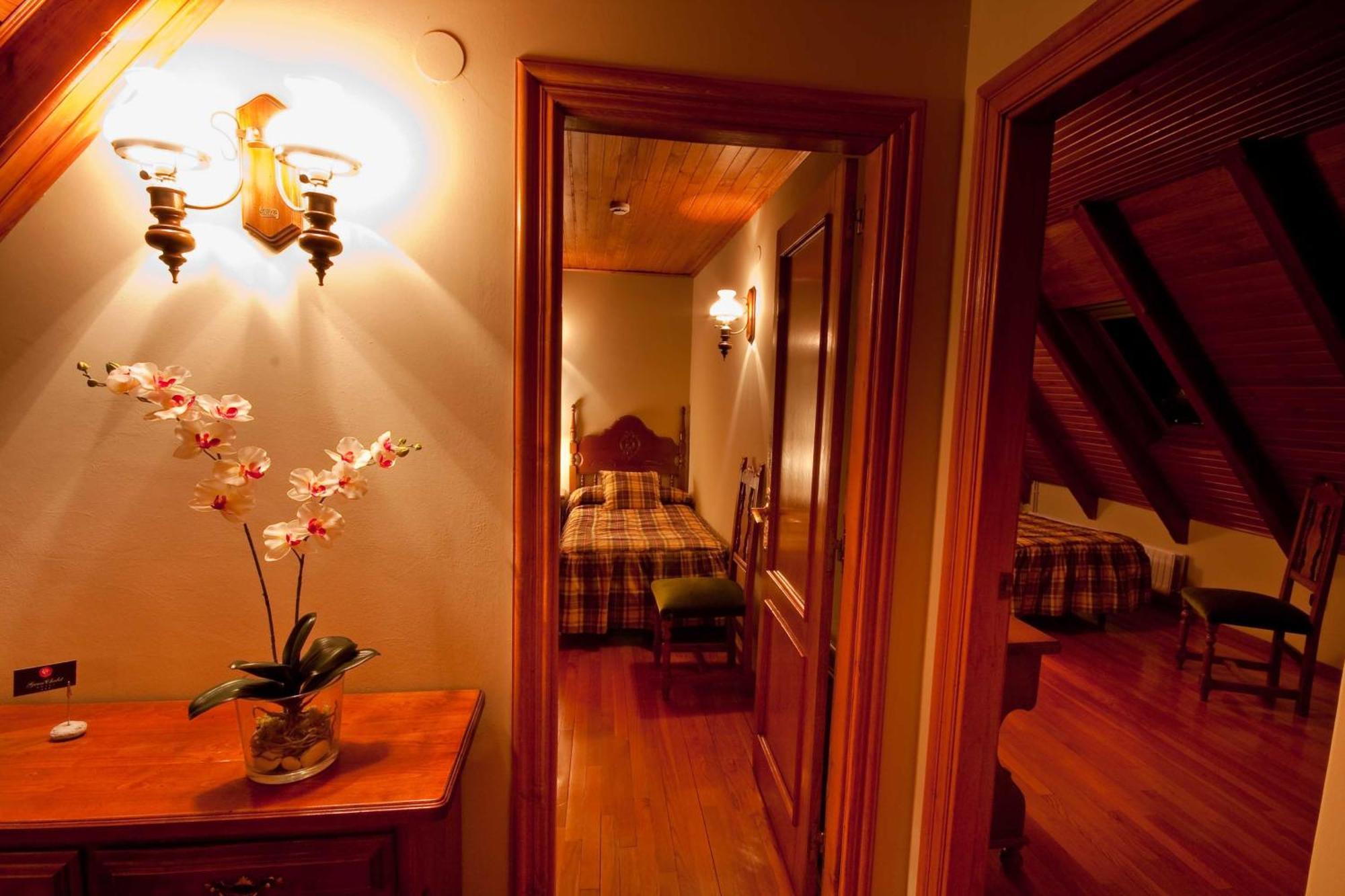 Gran Chalet Hotel & Petit Spa ビエルハ 部屋 写真