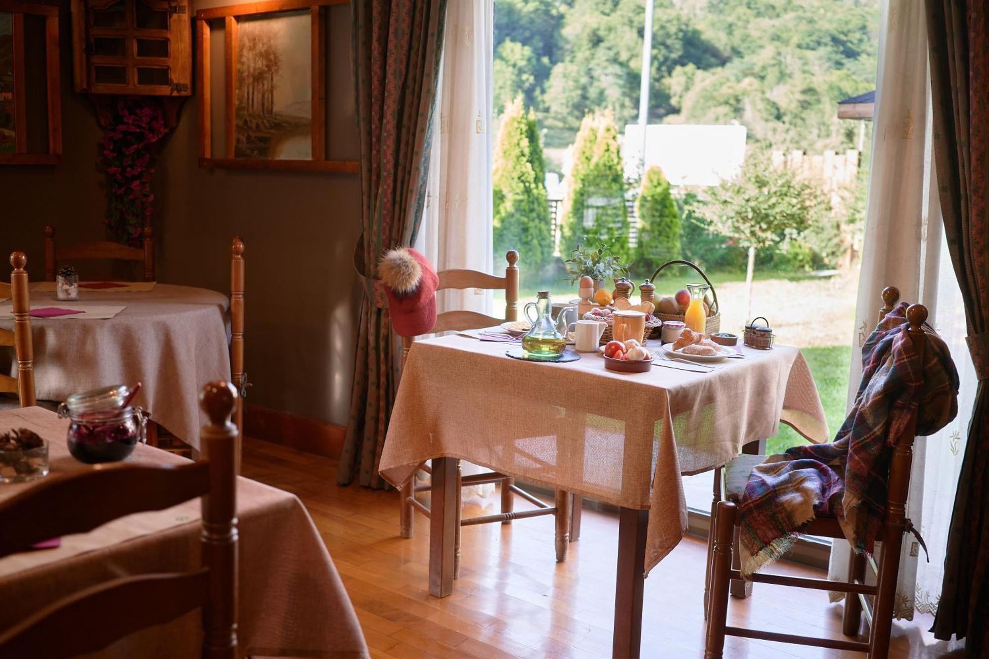 Gran Chalet Hotel & Petit Spa ビエルハ エクステリア 写真